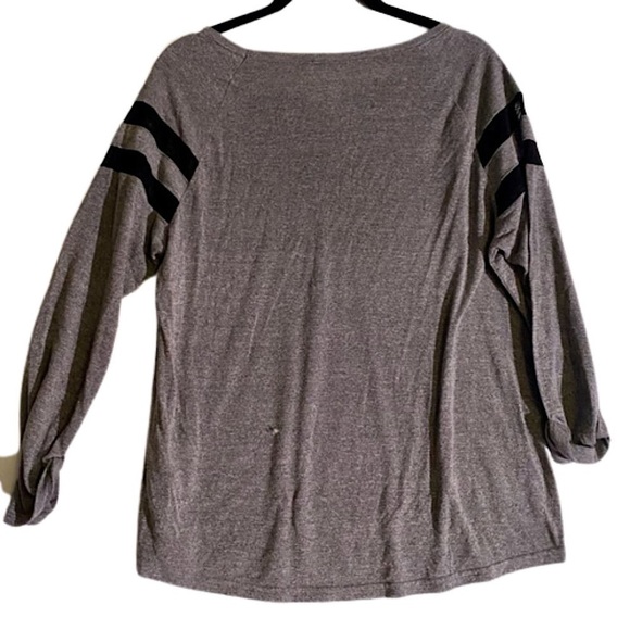 H&M Gray Top w/ Black Sheer Sleeve Bands - Picture 2 of 4